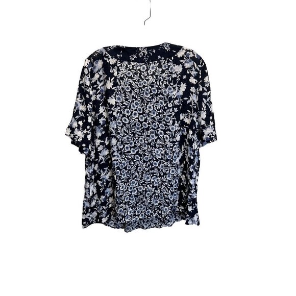 J Jill Floral Short Sleeve Blouse 100% Rayon  Woman's size Large - Picture 2 of 5